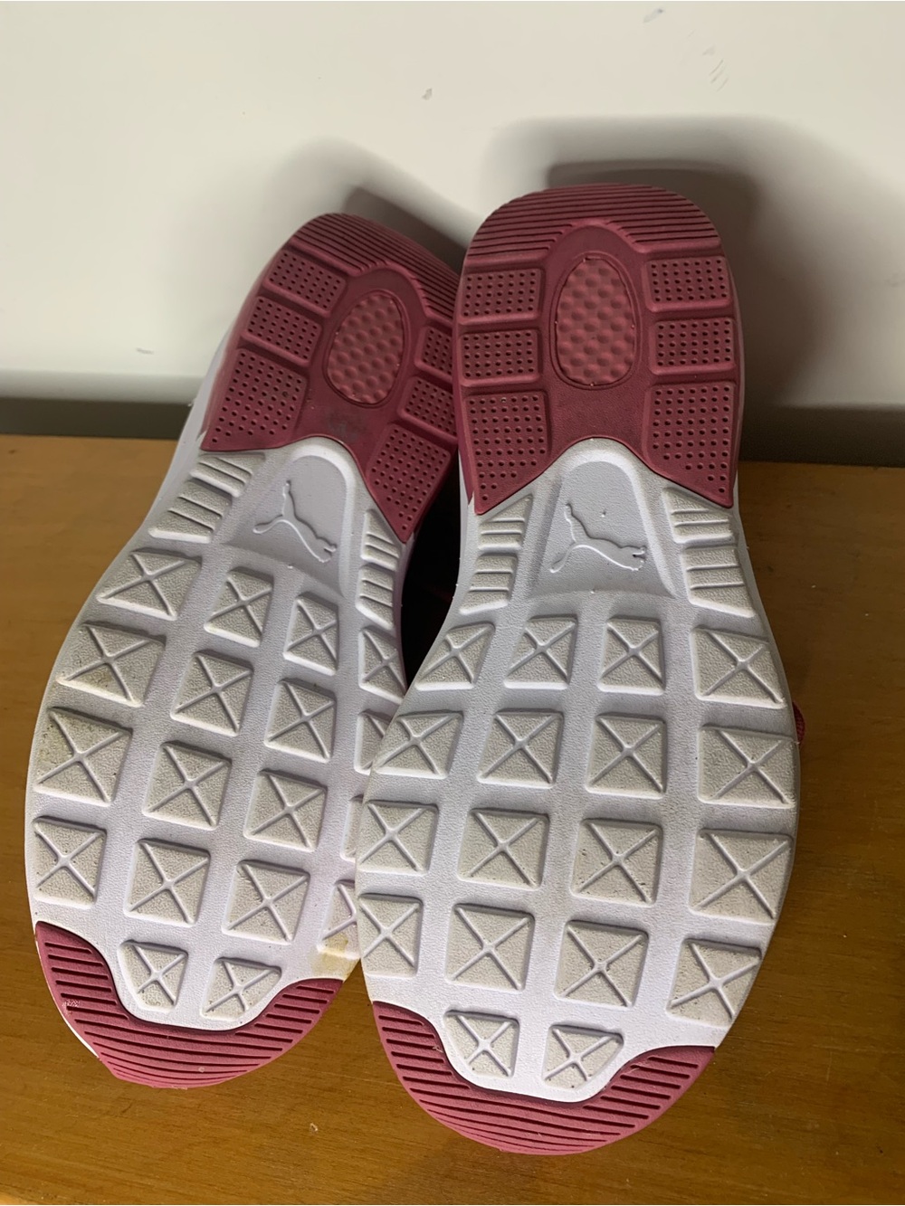 Puma Women's Athletic Shoes Pink - Picture 2 of 2